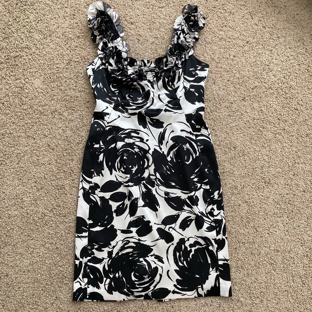 White House Black Market Rose Dress size 10